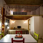 [Colosseo-Termini 5 ✶✶✶✶] Elegante Appartamento